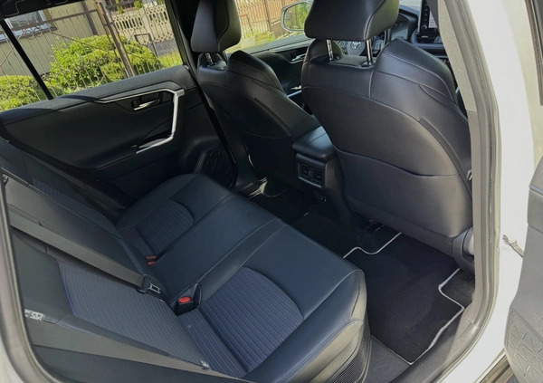 Toyota RAV4 cena 146999 przebieg: 64915, rok produkcji 2019 z Ostrów Mazowiecka małe 781